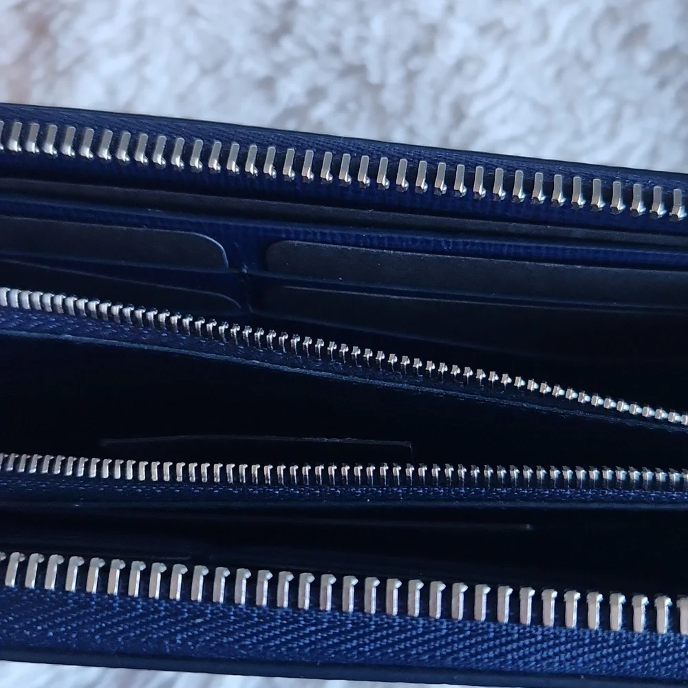 Dunhill Cadogan Zip Coat Wallet – Red & Navy Geometric Print